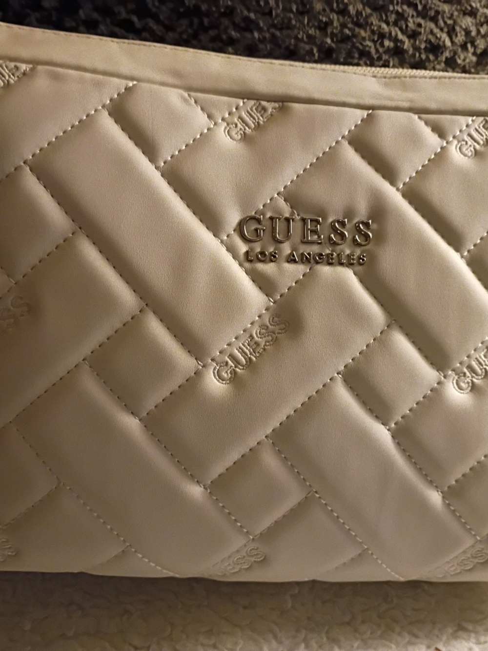 Valentino Orlandi White Quilted Vegan Leather Crossboday Bag Golden Chain Strap - Picture 8 of 16